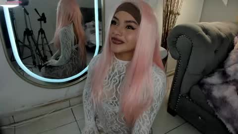 Snapshot of mia_zafir chatting on April 2026 08:25:02 PM mia_zafir online show from April 2026 08:25:02 PM