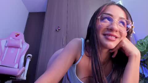 Snapshot of miaa_06 chatting on February 2025 05:33:02 AM mia nicolle online show from February 2025 05:33:02 AM