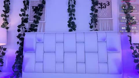 Mia online show from February 2026 11:43:02 AM