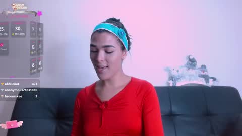 Mia online show from December 2024 02:37:02 PM