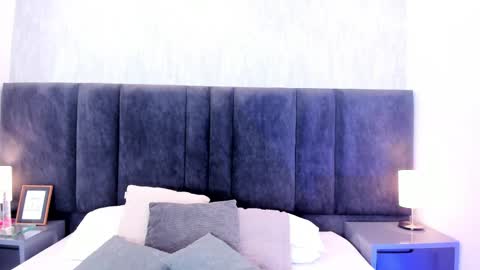 miaa Lind online show from April 2026 04:39:01 AM