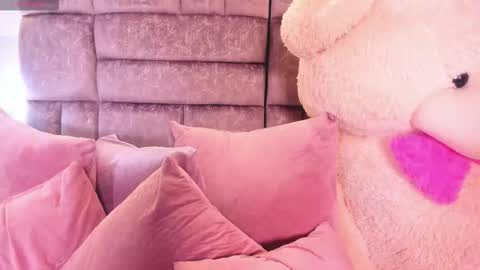 Snapshot of miaa_quinn chatting on December 2025 02:49:01 AM miaa_quinn online show from December 2025 02:49:01 AM