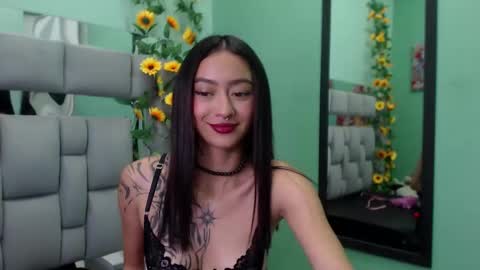 Snapshot of miaa_thopmson chatting on March 2025 10:34:02 PM Miaa online show from March 2025 10:34:02 PM