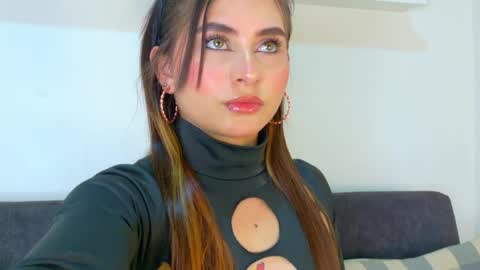 Snapshot of miaanderson__ chatting on May 2026 11:26:02 AM miaanderson__ online show from May 2026 11:26:02 AM
