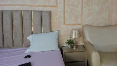 Miaasummer online show from March 2026 11:47:02 AM