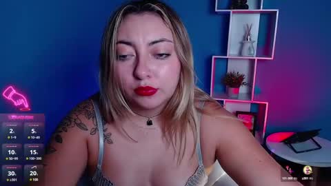 Snapshot of miaawild chatting on December 2024 12:41:02 AM Andrea online show from December 2024 12:41:02 AM