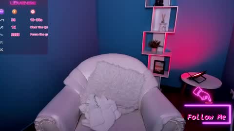 Snapshot of miaawild chatting on January 2025 04:50:02 PM Andrea online show from January 2025 04:50:02 PM