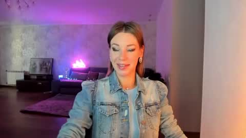 Mia online show from July 2026 04:25:01 AM