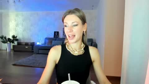 Mia online show from July 2026 04:28:02 AM