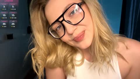 Snapshot of miabby3 chatting on March 2026 05:31:02 PM Mia online show from March 2026 05:31:02 PM