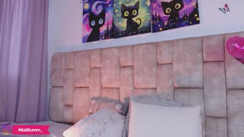 miablumm_ online show from March 2026 09:07:02 PM