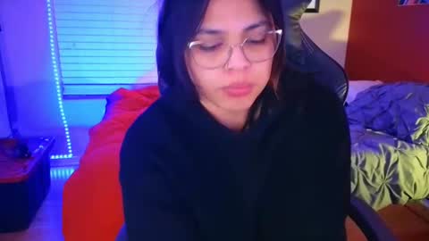 Mia online show from January 2025 06:07:01 AM