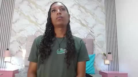 MiaCoock online show from January 2026 02:08:01 PM