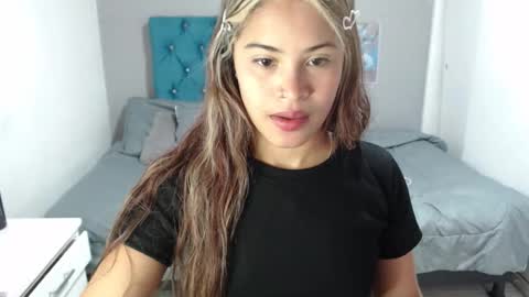 miacumgirl online show from March 2026 12:30:02 PM