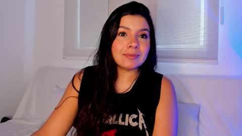 IG Yojanagomez  online show from January 2026 05:29:02 PM