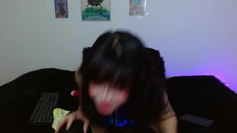 Mia david      online show from April 2026 08:22:01 PM