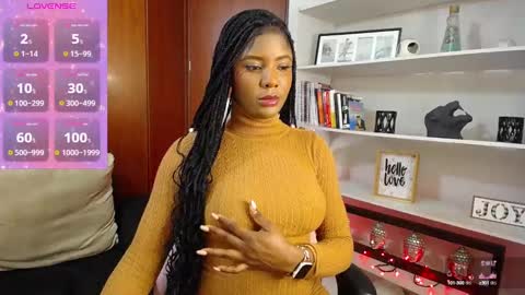 Snapshot of miaderail chatting on December 2024 12:01:02 AM Sofi online show from December 2024 12:01:02 AM