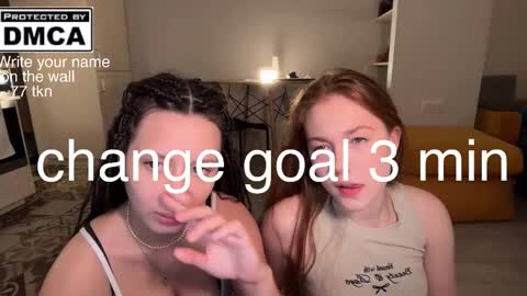 Mia online show from March 2026 10:48:01 PM