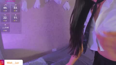 Miah online show from October 2025 08:21:02 PM