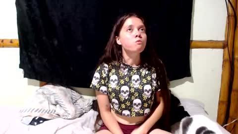 Mia  Sam online show from November 2025 03:34:01 AM