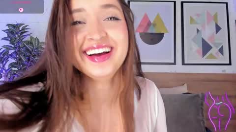 Mia  online show from February 2026 06:22:01 AM