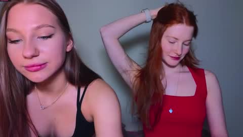 Snapshot of miakeler chatting on January 2025 06:18:01 PM milanaaaa online show from January 2025 06:18:01 PM