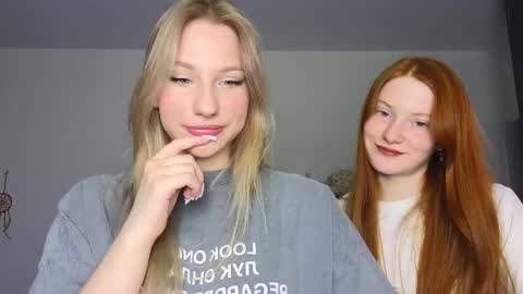 Snapshot of miakeler chatting on March 2025 06:33:01 PM milanaaaa online show from March 2025 06:33:01 PM