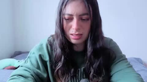 miakimky online show from October 2025 05:02:02 PM