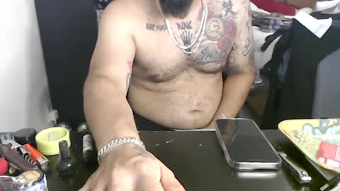 Mark online show from October 2025 04:33:02 AM