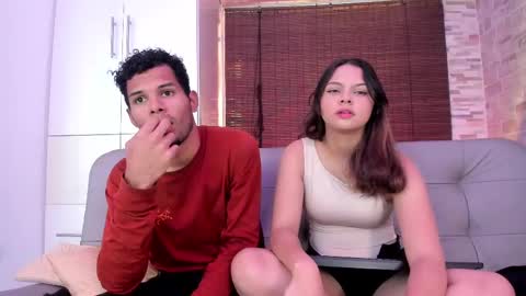 Mia online show from March 2025 07:15:02 PM