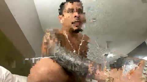 Snapshot of miamiclos1 chatting on December 2024 04:31:02 AM miamiclos1 online show from December 2024 04:31:02 AM