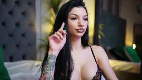  Miami  online show from November 2025 05:26:02 PM