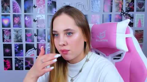 miamilas online show from February 2025 08:55:01 AM