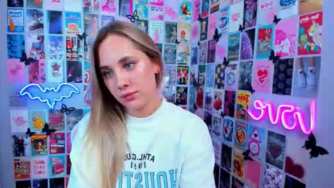 miamilas online show from September 2025 09:26:01 PM