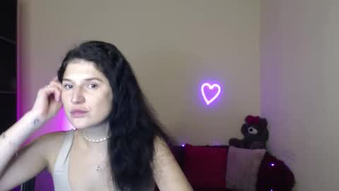 Snapshot of miamilff_sugar chatting on April 2026 11:23:02 AM Alianna online show from April 2026 11:23:02 AM
