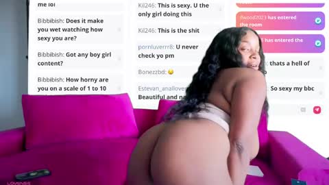 Snapshot of miamiworld chatting on April 2026 04:44:01 PM MiamiWorld online show from April 2026 04:44:01 PM