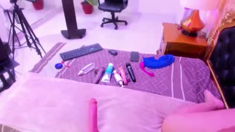 Snapshot of miamoxxy chatting on October 2025 11:46:02 AM Mia online show from October 2025 11:46:02 AM