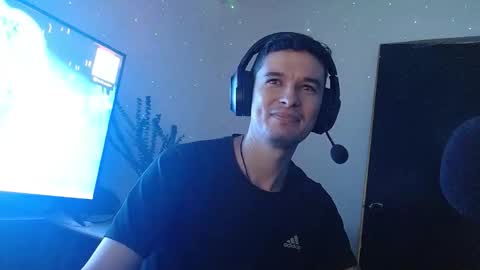 Snapshot of miaou_miaou chatting on January 2025 12:58:02 PM miaou_miaou online show from January 2025 12:58:02 PM