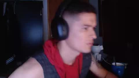 Snapshot of miaou_miaou chatting on February 2025 12:10:02 AM miaou_miaou online show from February 2025 12:10:02 AM