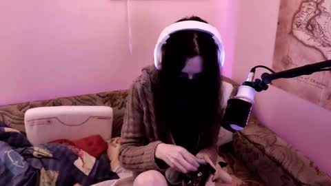 Snapshot of miaowhowl chatting on January 2025 07:07:02 PM Kristien online show from January 2025 07:07:02 PM