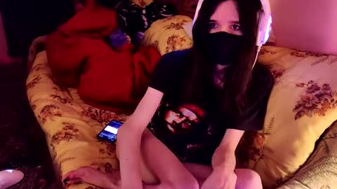 Snapshot of miaowhowl chatting on January 2025 01:11:01 PM Kristien online show from January 2025 01:11:01 PM