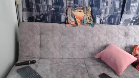 Mia Peyton   online show from January 2025 05:06:01 PM