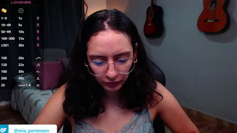 MIAPORTMANN online show from January 2025 11:54:02 AM