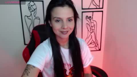 miarobinn_ online show from February 2026 02:13:01 PM