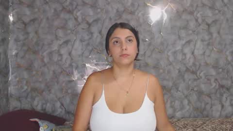 Snapshot of miarouse1531 chatting on May 2026 05:47:01 AM miarouse1531 online show from May 2026 05:47:01 AM