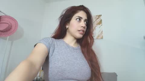 miasilva1 online show from December 2025 08:27:01 PM