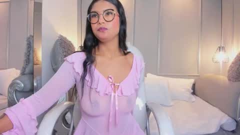 Snapshot of miasmit_ chatting on March 2026 03:08:01 AM Mia online show from March 2026 03:08:01 AM