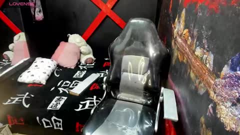 Mariana online show from November 2025 01:33:02 PM