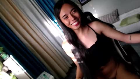 Snapshot of miatrixs chatting on December 2024 08:13:01 AM Mia online show from December 2024 08:13:01 AM