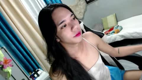 Snapshot of miatrixs chatting on January 2025 07:03:01 PM Mia online show from January 2025 07:03:01 PM